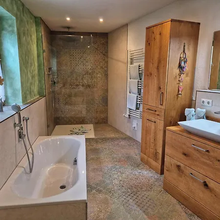 Watzmannblick Gasthof 4*