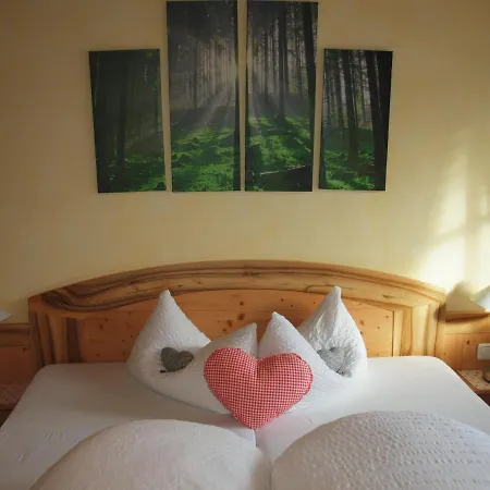 Gaestehaus Watzmannblick 4*