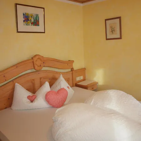 Gaestehaus Watzmannblick Guest house *