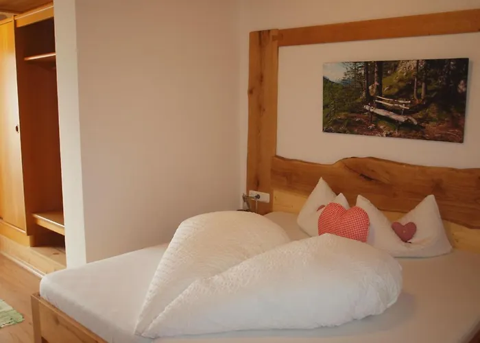 招待所 Gaestehaus Watzmannblick 4*